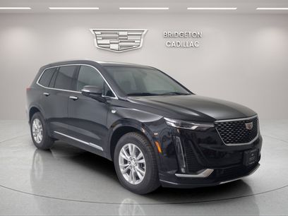 New 2025 Cadillac XT6 Luxury