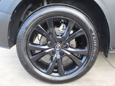 Certified 2025 MAZDA CX-30 2.5 Turbo w/ Premium Package image 10