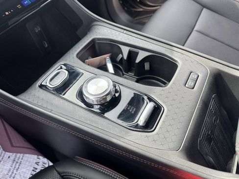 Used 2024 Jeep Wagoneer Launch Edition image 21