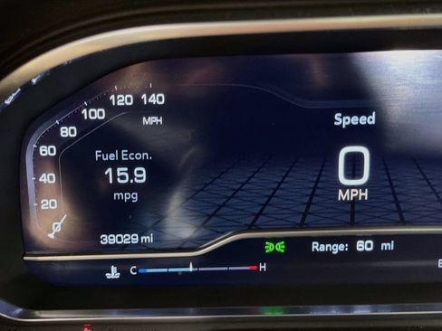Used 2024 GMC Yukon XL AT4 w/ Technology Package AWD/4WD image 13