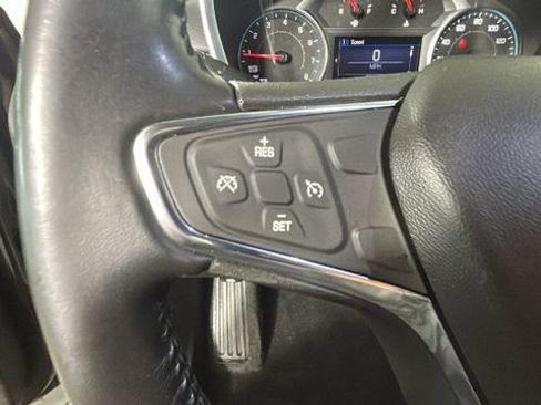 Used 2019 Chevrolet Equinox LT FWD image 15
