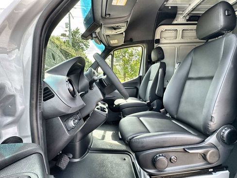 New 2026 Mercedes-Benz Sprinter 2500 image 3
