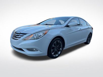 Used 2011 Hyundai Sonata SE w/ Navigation & Sunroof Pkg 4
