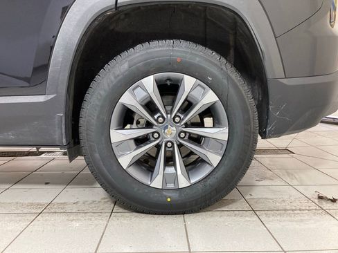 Used 2025 Chevrolet Equinox LT image 25