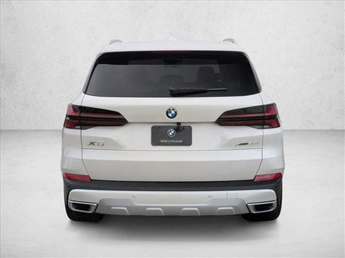 Used 2026 BMW X5 xDrive40i AWD/4WD image 8