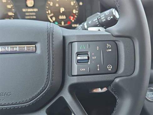 New 2025 Land Rover Defender 110 V8 image 17