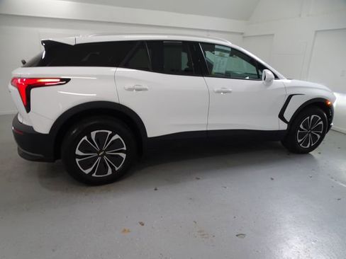 Used 2024 Chevrolet Blazer EV LT AWD/4WD image 22