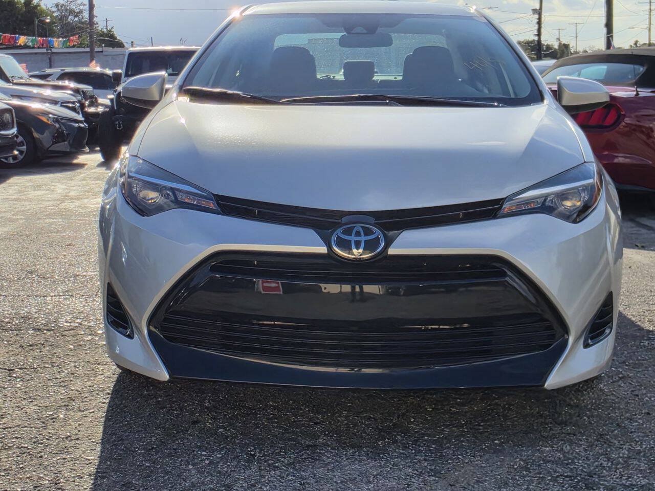 Used 2018 Toyota Corolla LE FWD image 22