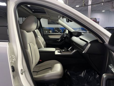 Used 2024 MAZDA CX-90 3.3 Turbo w/ Preferred Plus AWD/4WD image 27