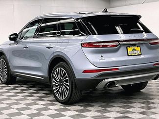 Used 2022 Lincoln Corsair Reserve w/ Luxury Package video 2