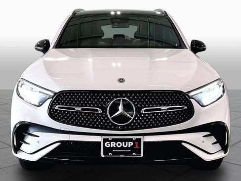 Used 2024 Mercedes-Benz GLC 300 4MATIC image 4