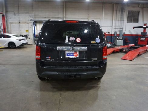 Used 2015 Honda Pilot Touring image 21