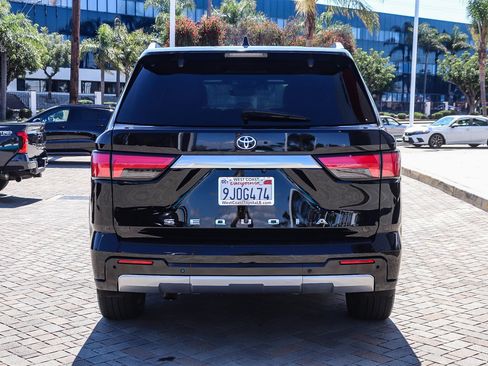 Used 2024 Toyota Sequoia Capstone AWD/4WD image 11