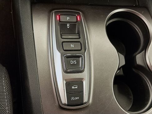 Used 2022 Honda Pilot Sport image 24