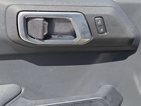 Used 2026 Ford Bronco Badlands AWD/4WD image 13
