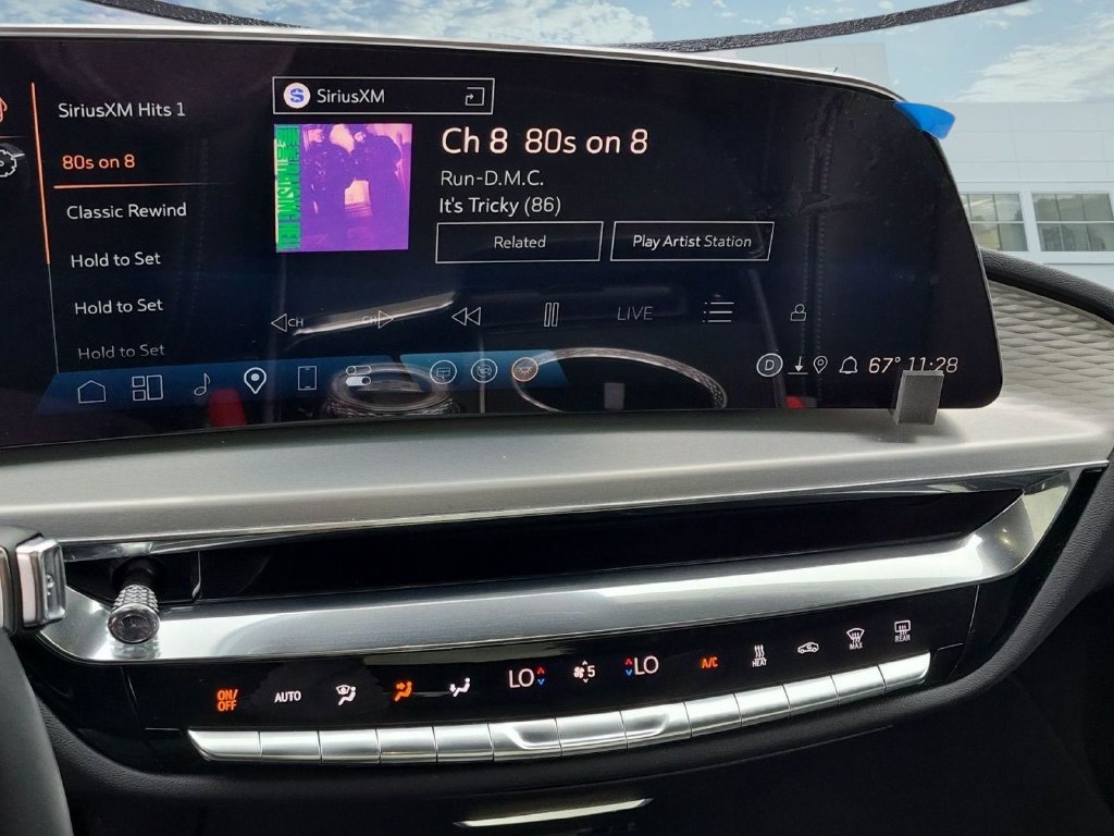 Certified 2024 Cadillac Lyriq Sport AWD/4WD image 13