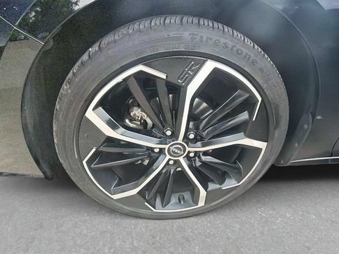 Used 2024 Nissan Altima 2.5 SR FWD image 12