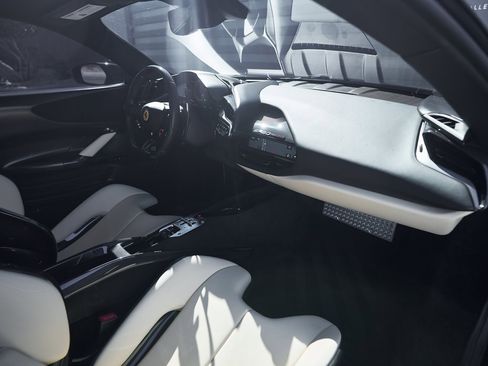 Used 2022 Ferrari SF90 Stradale image 46