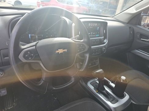 Used 2018 Chevrolet Colorado LT w/ LT Convenience Package image 9