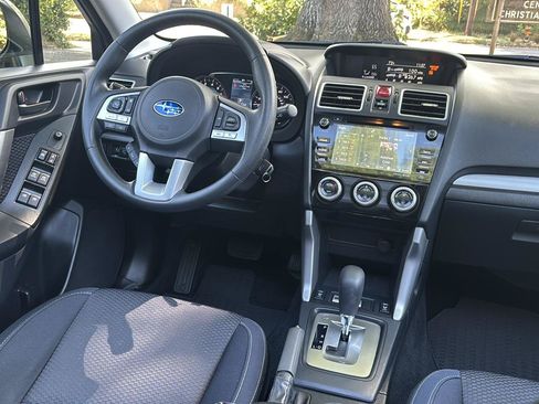 Used 2017 Subaru Forester 2.5i Premium AWD/4WD image 35