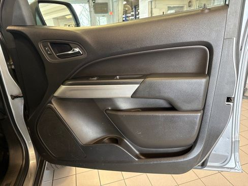 Used 2021 Chevrolet Colorado LT w/ Fleet Safety Package image 30