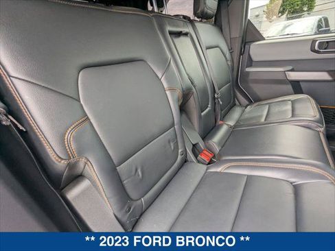 Certified 2023 Ford Bronco Badlands w/ Sasquatch Package AWD/4WD image 22