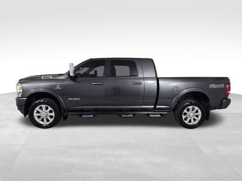 Used 2022 RAM 2500 Laramie AWD/4WD image 4