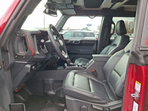 Certified 2025 Ford Bronco Badlands image 13