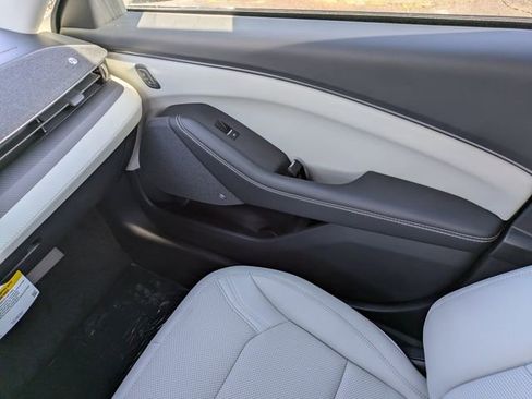 New 2025 Ford Mustang Mach-E Premium image 16