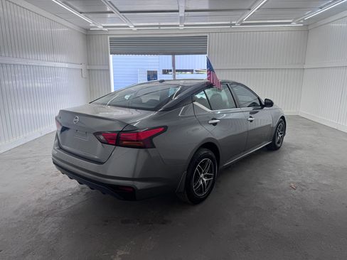 Used 2019 Nissan Altima 2.5 S image 5