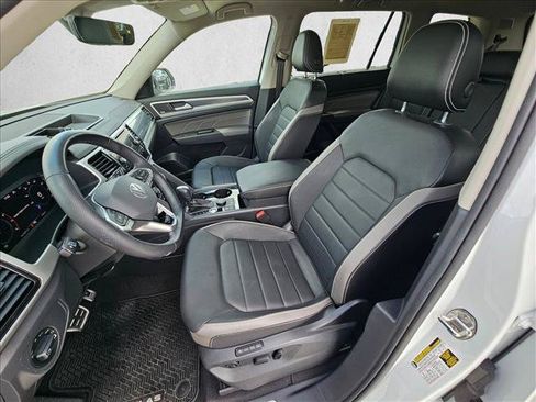 Used 2022 Volkswagen Atlas SEL Premium AWD/4WD image 16