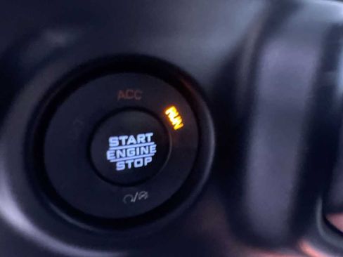 Used 2020 Jeep Wrangler Unlimited Sport image 17