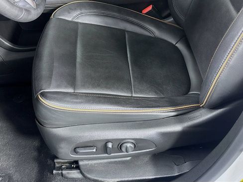 Used 2020 GMC Acadia AT4 w/ Driver Alert Package II AWD/4WD image 20