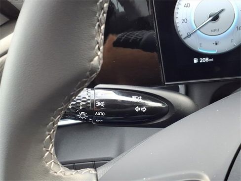 New 2026 Hyundai Elantra Limited image 26