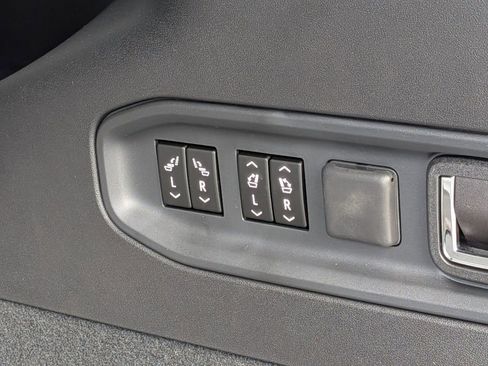 New 2026 Cadillac Vistiq Luxury image 36