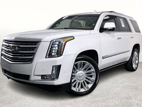 Used 2017 Cadillac Escalade Platinum AWD/4WD image 15