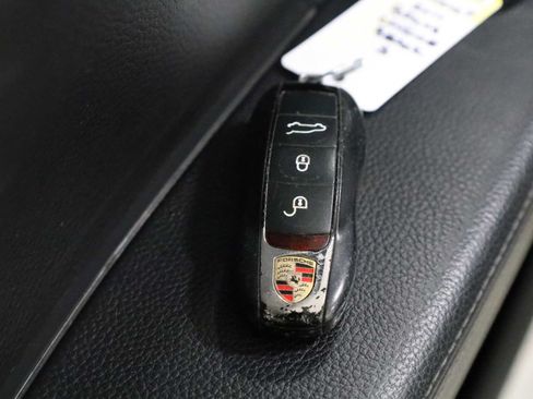 Used 2014 Porsche Cayenne Platinum Edition AWD/4WD image 43