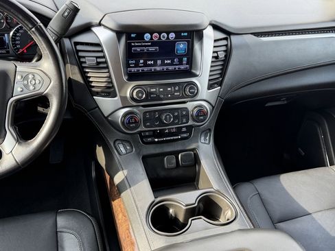 Used 2019 Chevrolet Tahoe LT RWD image 17