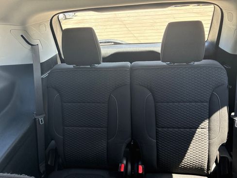Used 2019 GMC Acadia SLE AWD/4WD image 16