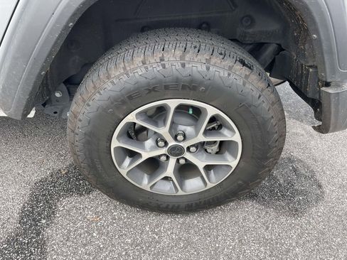 Used 2024 Jeep Wrangler Sport S image 9