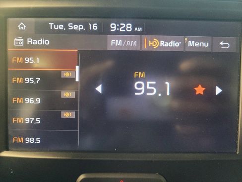 Used 2022 Kia Soul LX w/ Technology Package image 25