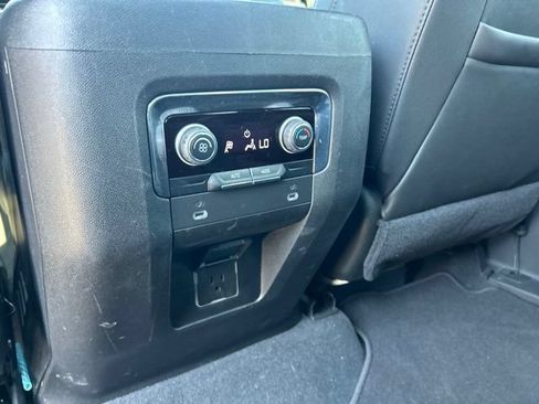 Used 2021 Chevrolet Tahoe Z71 AWD/4WD image 12