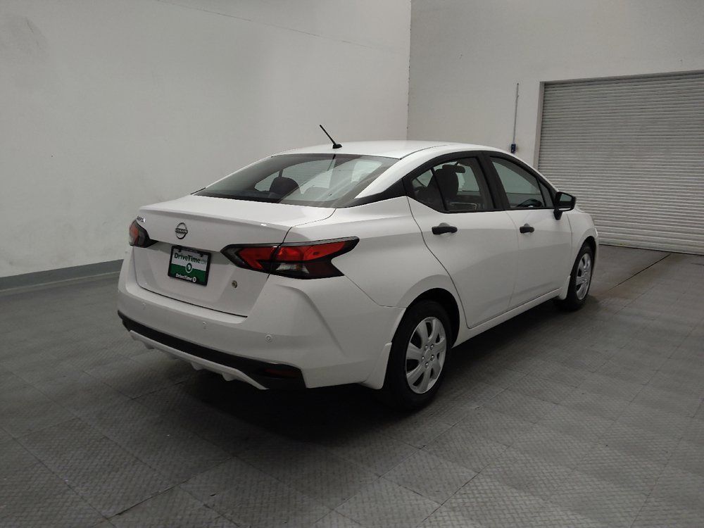 Used 2024 Nissan Versa S w/ Trunk Package FWD image 9