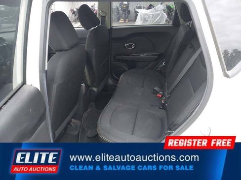 Used 2015 Kia Soul + w/ Audio Package image 33