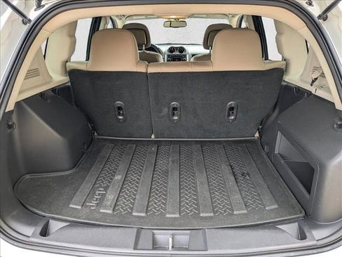 Used 2015 Jeep Compass High Altitude FWD image 6