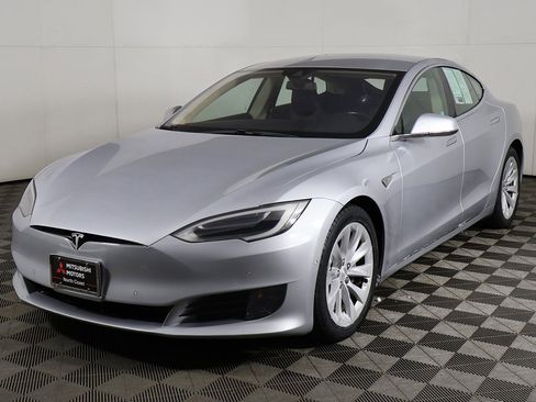 Used 2016 Tesla Model S 75D image 7