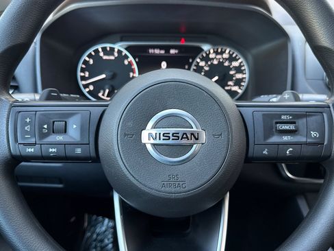 Used 2021 Nissan Rogue S image 16