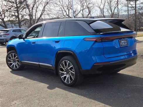 Used 2025 Jeep Wagoneer S Limited image 6