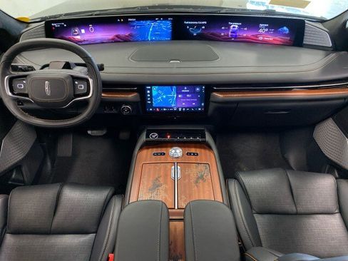 New 2026 Lincoln Navigator L Black Label image 45