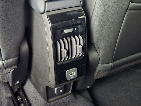 New 2026 Jeep Compass Limited image 9